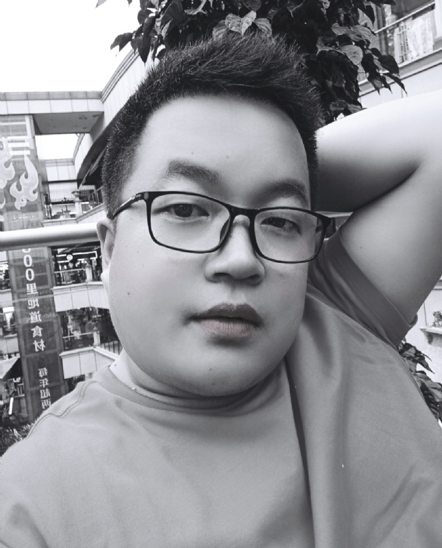 2公子的第三张照片--徐州上门女婿服务网