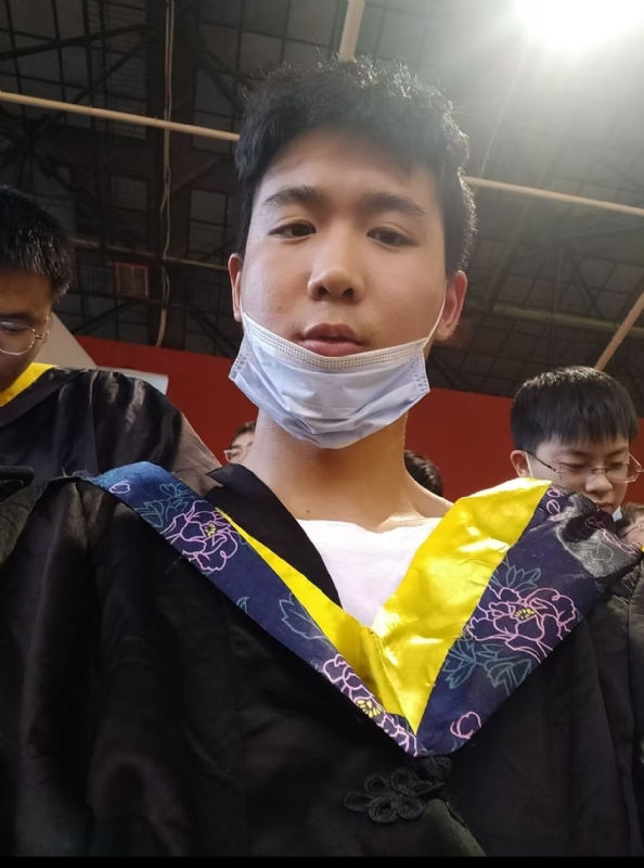 落落大方的第一张照片--徐州上门女婿服务网